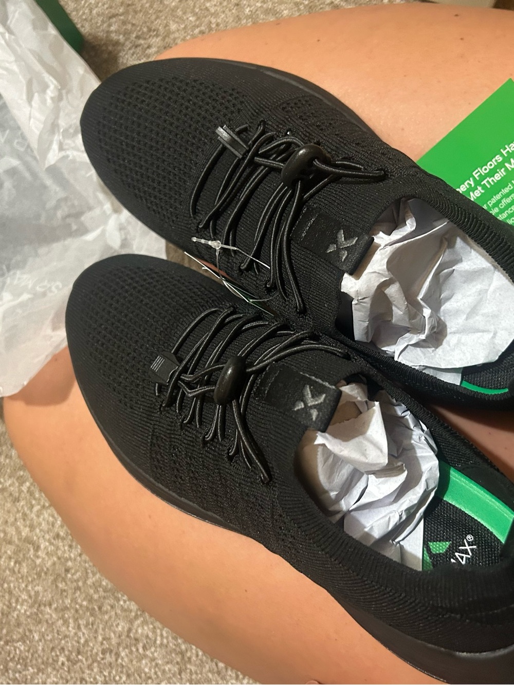 SR MAX Non-slip Black Knit Slip-On Lace-Up Sneaker